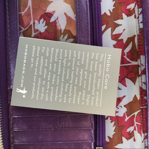 HOBO Purple Leather Wristlet Clutch - Picture 4 of 5